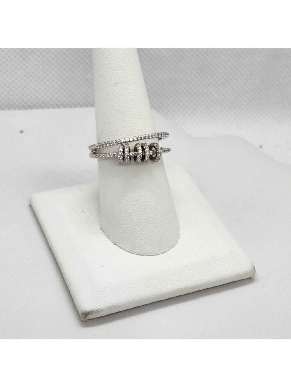 Last One Sterling Silver 925 Twisted Design Sparkling Band